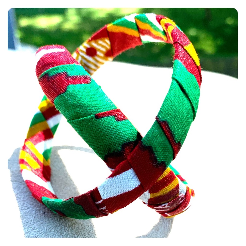 The Hausa necklace